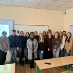 ЗАСІДАННЯ РОЗМОВНО-ДИСКУСІЙНОГО КЛУБУ «INSIGHT INTO ENGLISH»